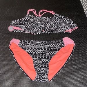 Kids, black and white pattern bathing suit